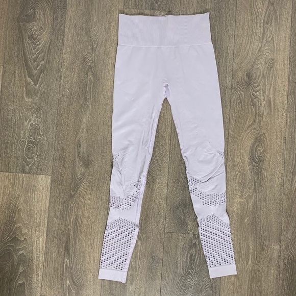 Alala Camo Seamless Legging High Waist Perforated Laser Cut Lilac Size Small - Picture 8 of 16